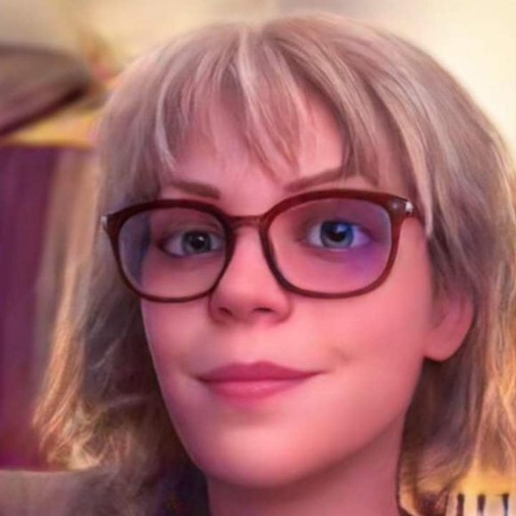 Meet your Posher, Sarah - Picture 4 of 4